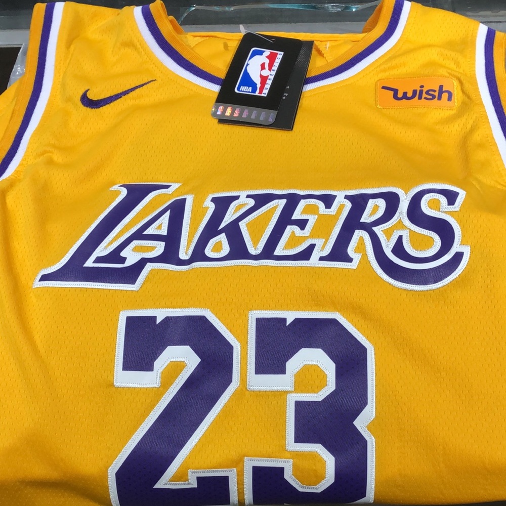 Lakers LeBron James player jersey NEW!!!